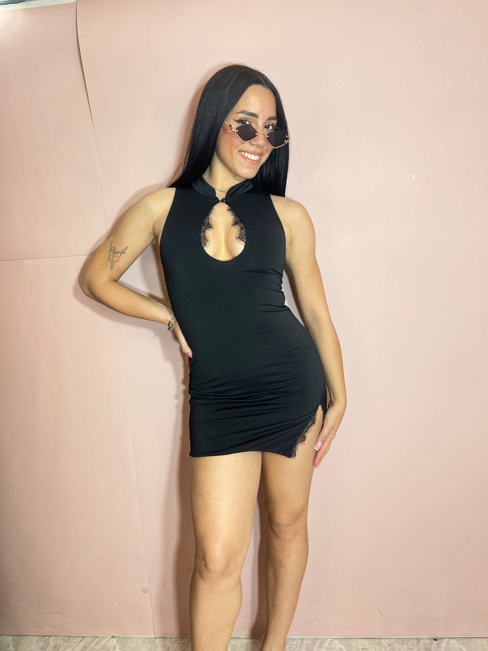 Abito Shayla