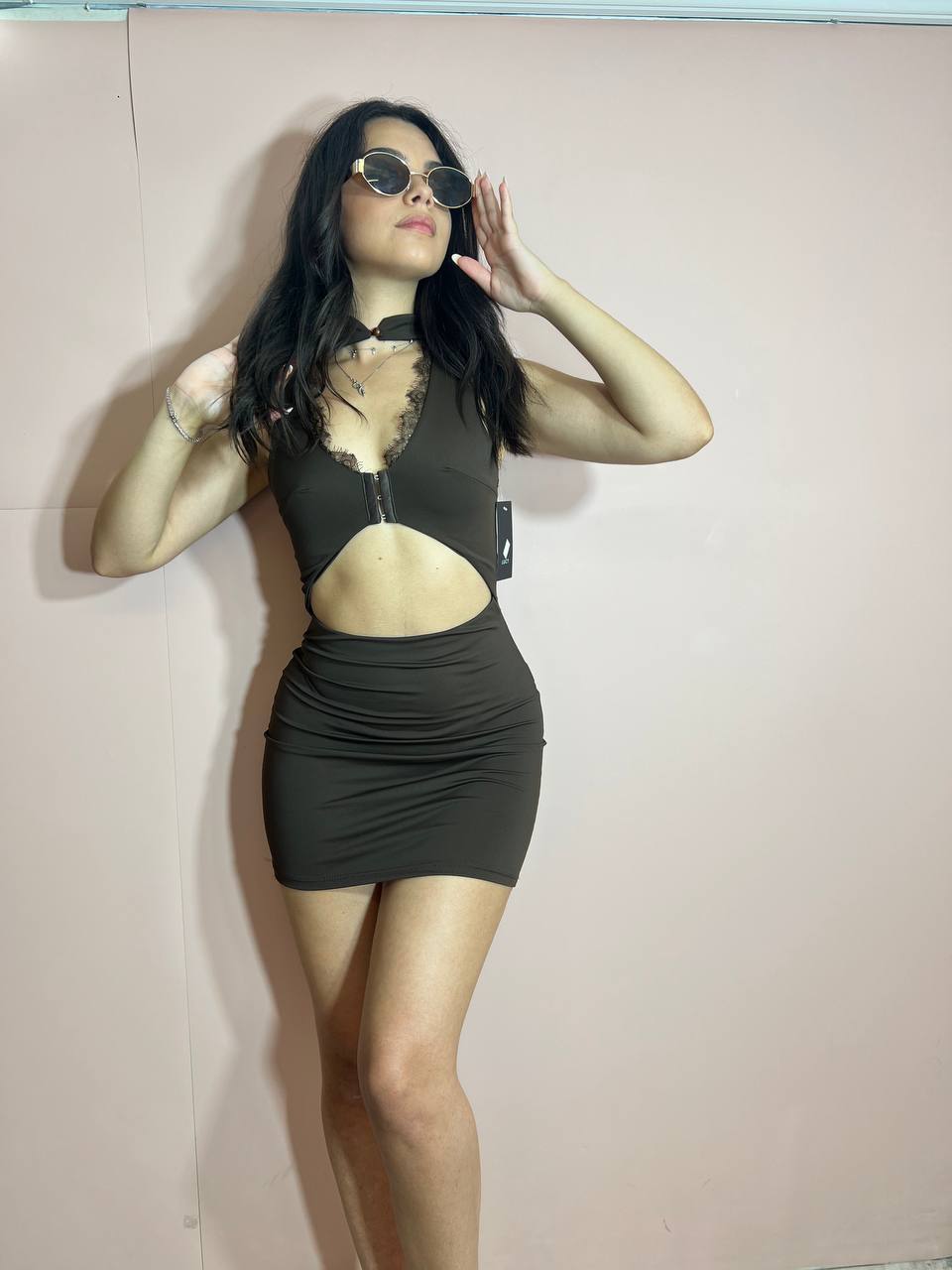 Abito Shayla