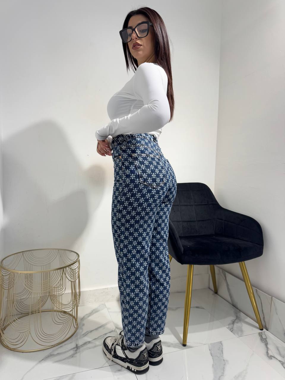 Jeans Different